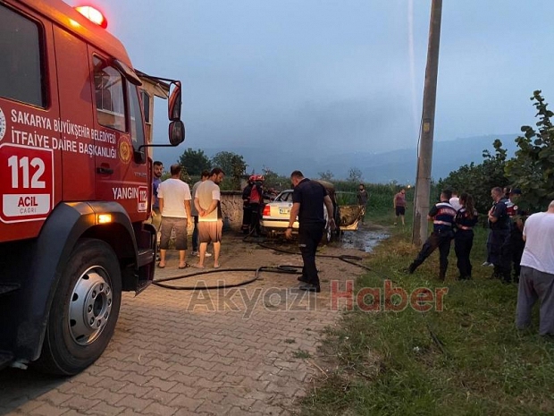 20 yıl çalışıp aldığı otomobil alev alev yandı