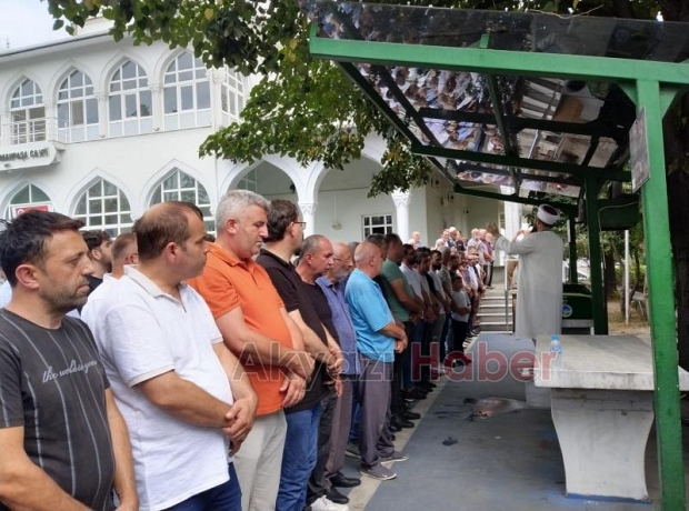 Reyhan Atılgan son yolculuğuna uğurlandı