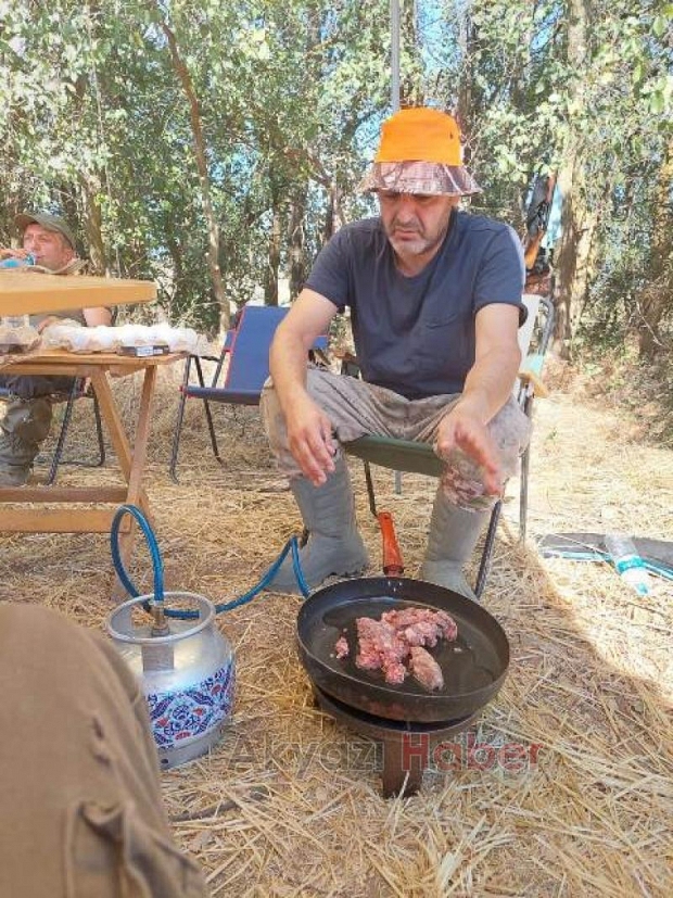 Akyazılı avcılar sezonu açtı