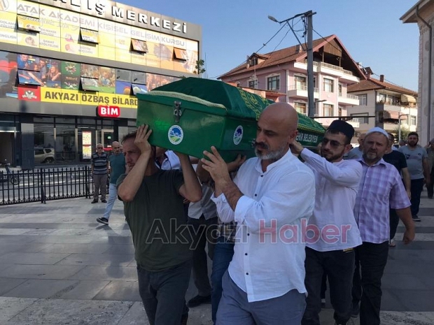 Emine Meşe toprağa verildi