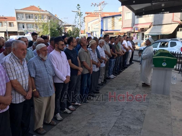 Emine Meşe toprağa verildi
