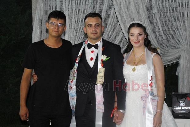 Asayiş Komiseri meslektaşıyla evlendi