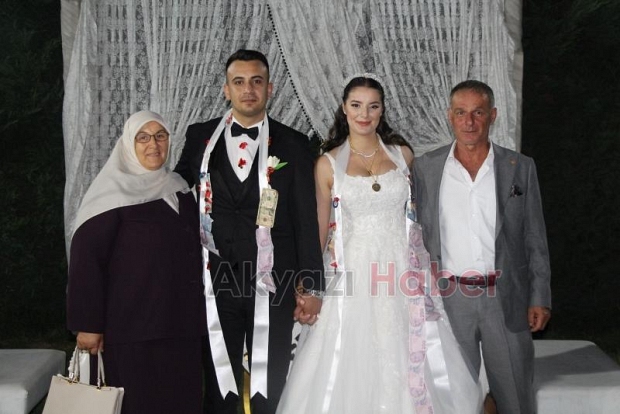 Asayiş Komiseri meslektaşıyla evlendi