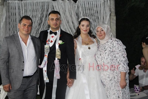 Asayiş Komiseri meslektaşıyla evlendi