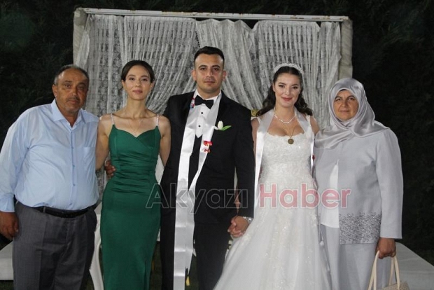 Asayiş Komiseri meslektaşıyla evlendi