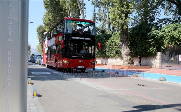 Sakarya'da çift katlı turizm otobüsü seferlerine başladı