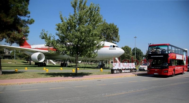 Sakarya'da çift katlı turizm otobüsü seferlerine başladı