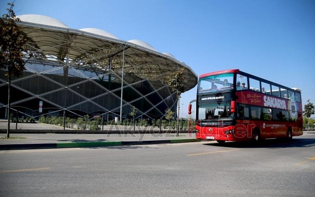 Sakarya'da çift katlı turizm otobüsü seferlerine başladı