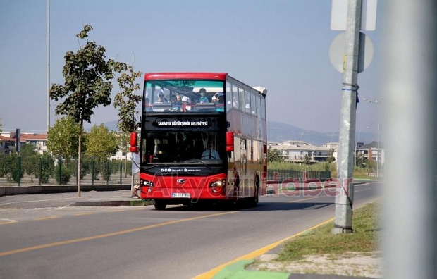 Sakarya'da çift katlı turizm otobüsü seferlerine başladı