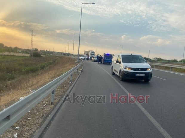 Akyazı'da kaza: 2 yaralı