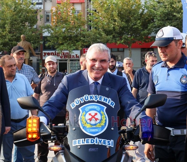 Büyükşehir araç filosunu güçlendirdi