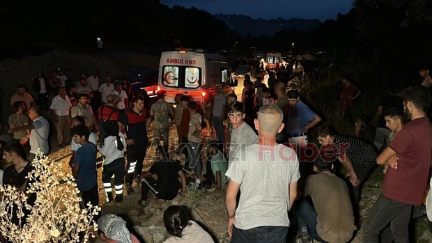 Fındık işçileri kaza yaptı: 13 yaralı