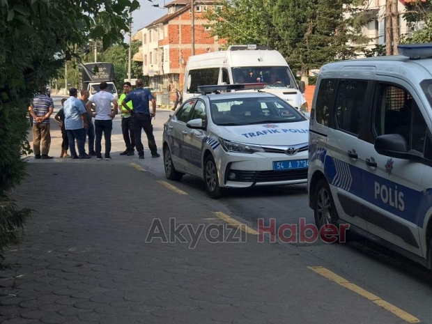 Kamyon yaşlı adama çarptı