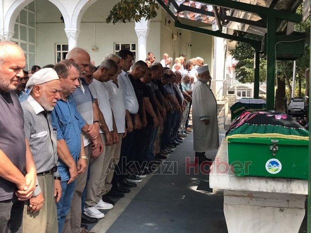 Emine Güneş defnedildi 