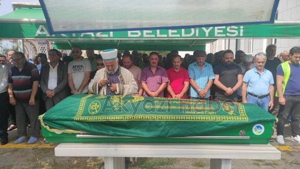 Kerim Çelik dualarla Defnedildi