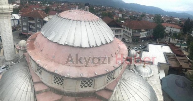 Merkez Kubbeli Yeni Camii kubbe tadilatı için yardımlarınızı bekliyor