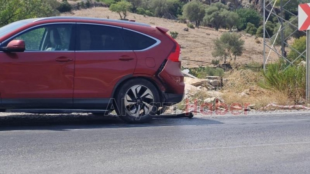 Sakaryalı diş hekiminin Muğla'da yaptığı kaza ölümle sonuçlandı Kaza anı kamerada