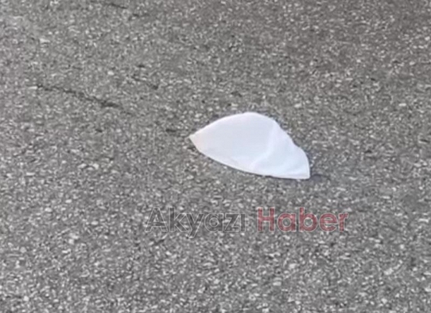 Üst geçidi kullanmadı otomobil çarptı
