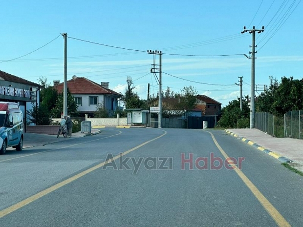 Akyazıda Yeni Yapılan Yollar böyle Kazıldı 