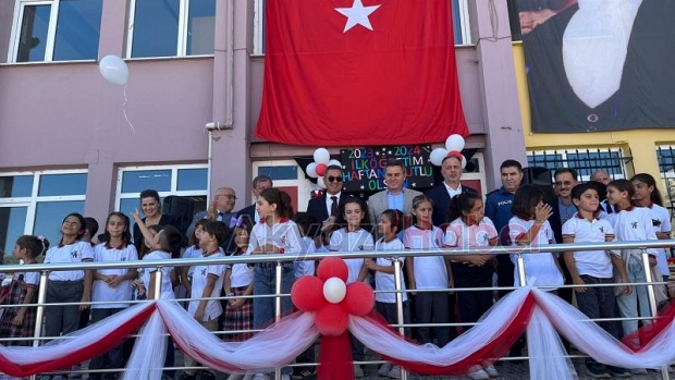 Akyazı'da ilköğretim haftası kutlandı