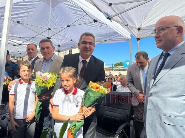 Akyazı'da ilköğretim haftası kutlandı