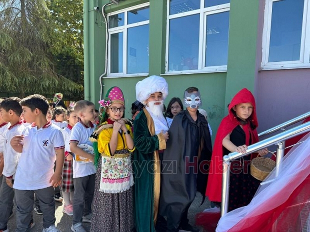 Akyazı'da ilköğretim haftası kutlandı