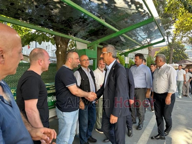 Bisikletten düşüp ölen kişinin cenazesi toprağa verildi