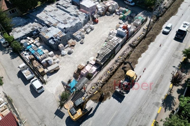 Akyazı da 5 bin 500 metrelik içme suyu hattı yenileniyor