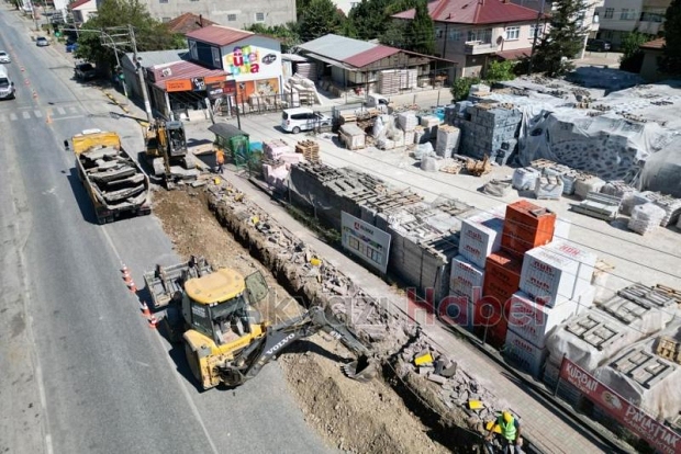 Akyazı da 5 bin 500 metrelik içme suyu hattı yenileniyor