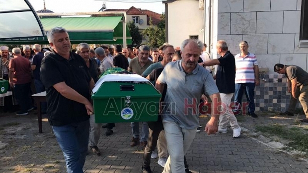 Ömercikler Camii imam hatip-i Fatih Uluköylü’nün babaannesi Ebediyete Uğurlandı