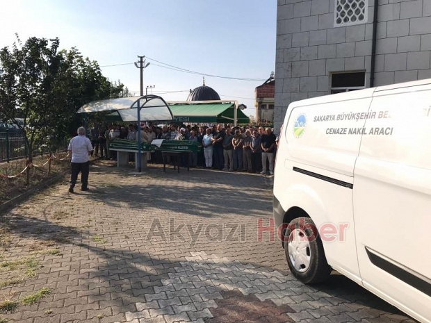 Ömercikler Camii imam hatip-i Fatih Uluköylü’nün babaannesi Ebediyete Uğurlandı