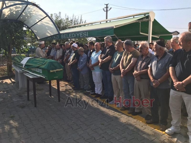 Ömercikler Camii imam hatip-i Fatih Uluköylü’nün babaannesi Ebediyete Uğurlandı