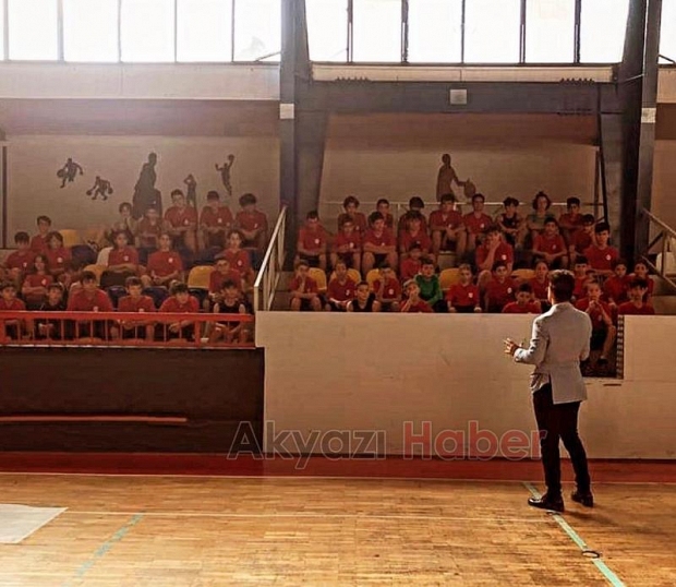 Akyazılı sporculara, spor psikolojisi ve felsefesi eğitimi