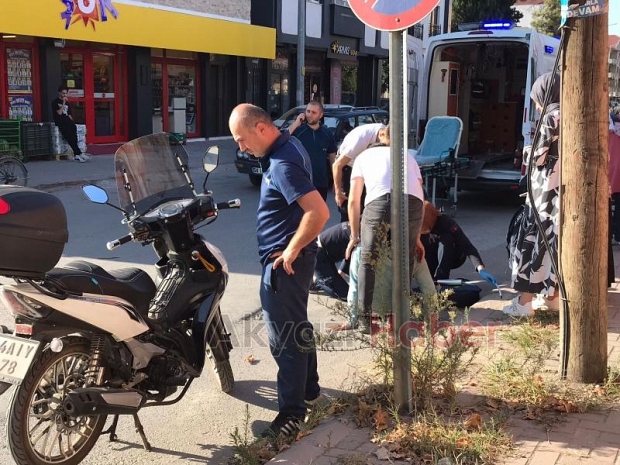 Hakimiyetini kaybederek düşen motosiklet sürücüsü yaralandı