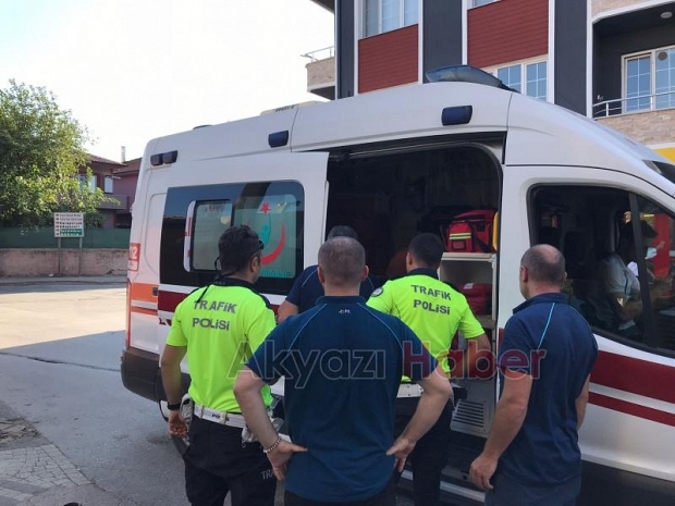 Hakimiyetini kaybederek düşen motosiklet sürücüsü yaralandı