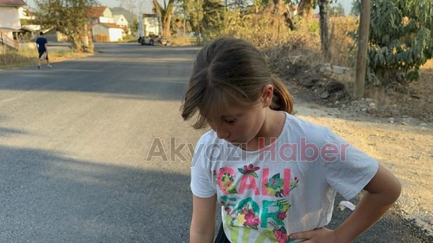 Kız çocuğuna okula giderken köpek saldırıp ısırdı