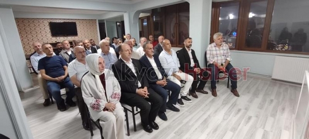 MHP Akyazı İlçe Teşkilatını ziyaret ettiler