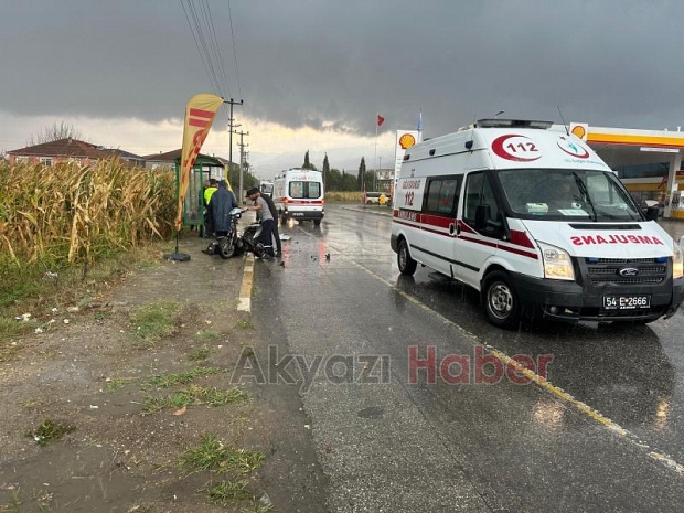 Akyazıda Kaza: 2 yaralı