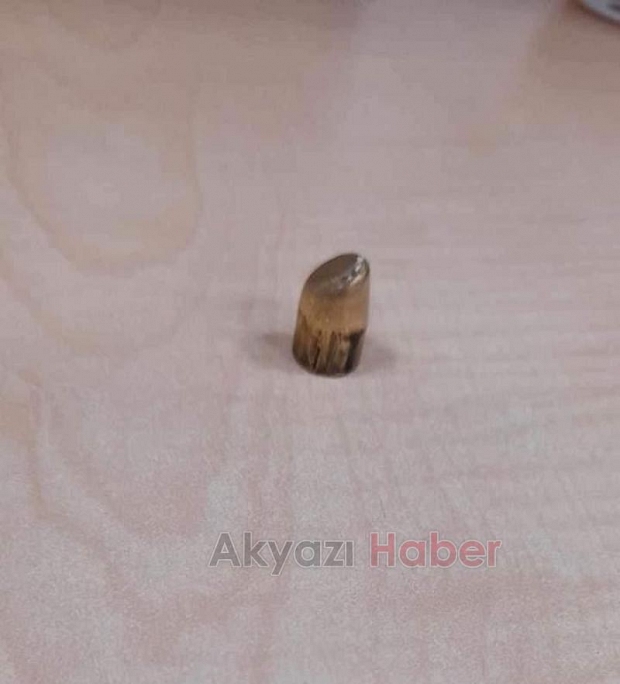 Araca yorgun mermi isabet etti