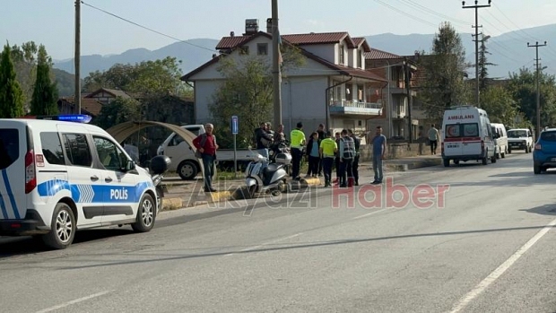 Kaskı sayesinde kazayı hafif yaralı atlattı