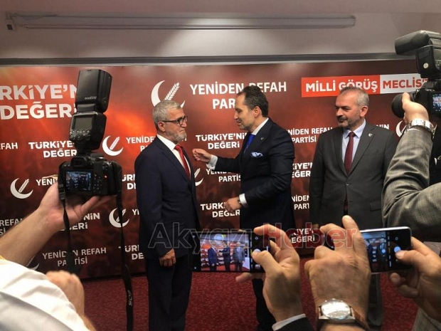 Hasan Akcan  Yeniden Refah Partisi'ne katıldı