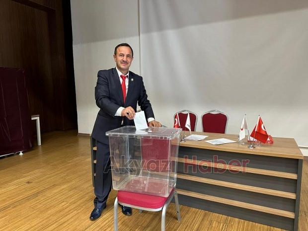 Türk Kızılay Akyazı Şubesi 1. Olağan Kongresi yapıldı