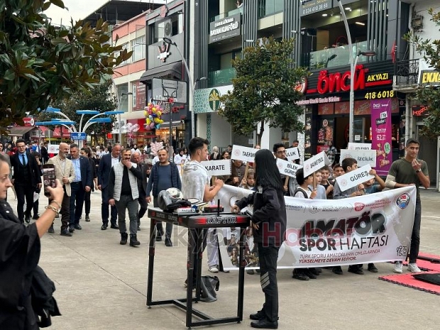Akyazı'da amatör spor haftası etkinliklerle kutlandı