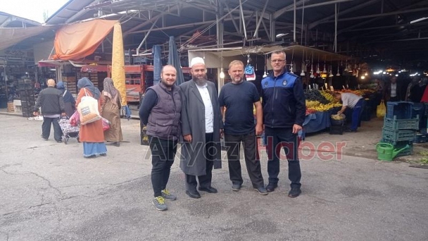 Akyazı Pazar Yeri'nde esnaf duası yapıldı