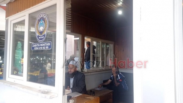 Akyazı Pazar Yeri'nde esnaf duası yapıldı