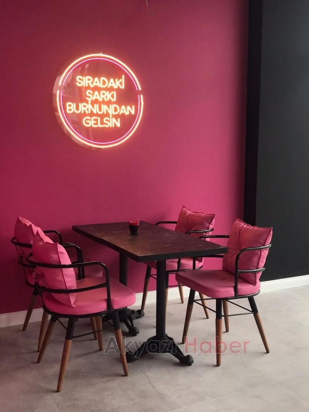 Akyazı'nın ilk Wafflecısı Pwb Peanut Hizmete Başladı