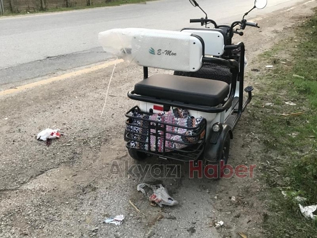 Araç elektrikli bisiklete çarptı: 2 yaralı