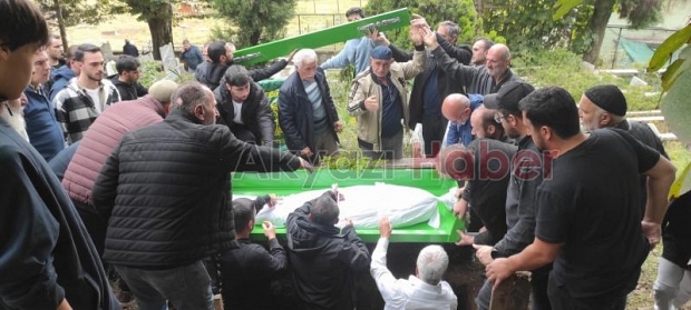 Necati Erol Defnedildi