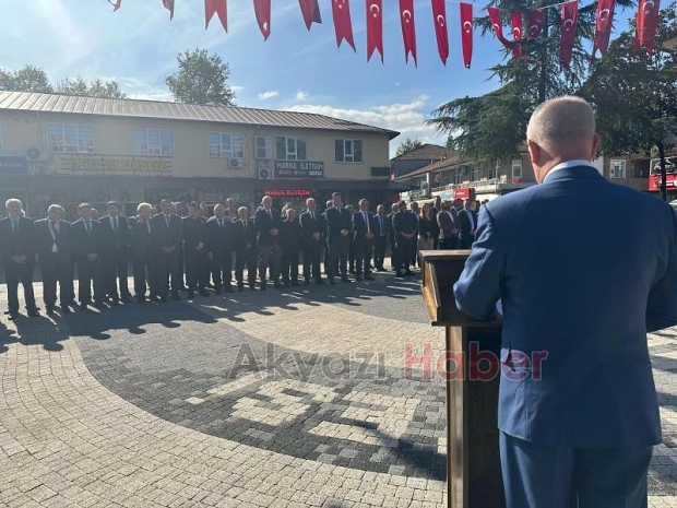 Akyazı'da Muhtarlar Günü kutlandı