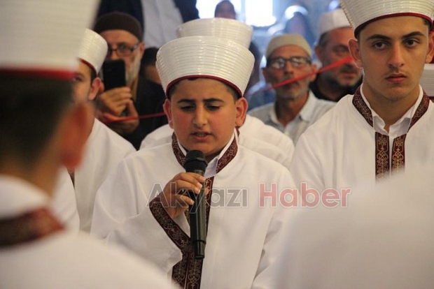 75 hafız icazetlerini aldı